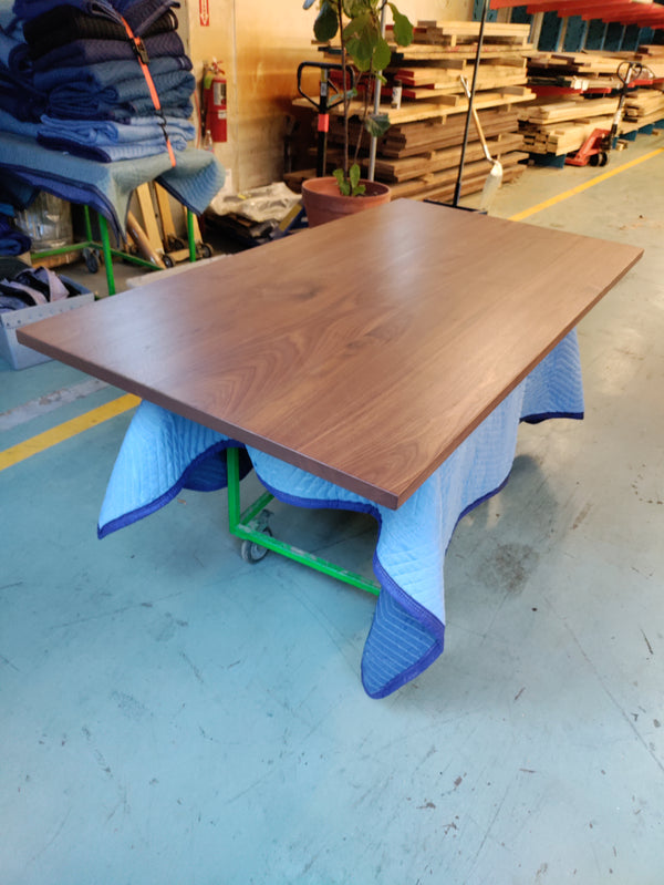 P22653 • Table Top