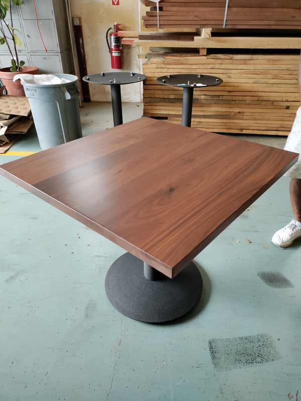 P22630 • Table Top